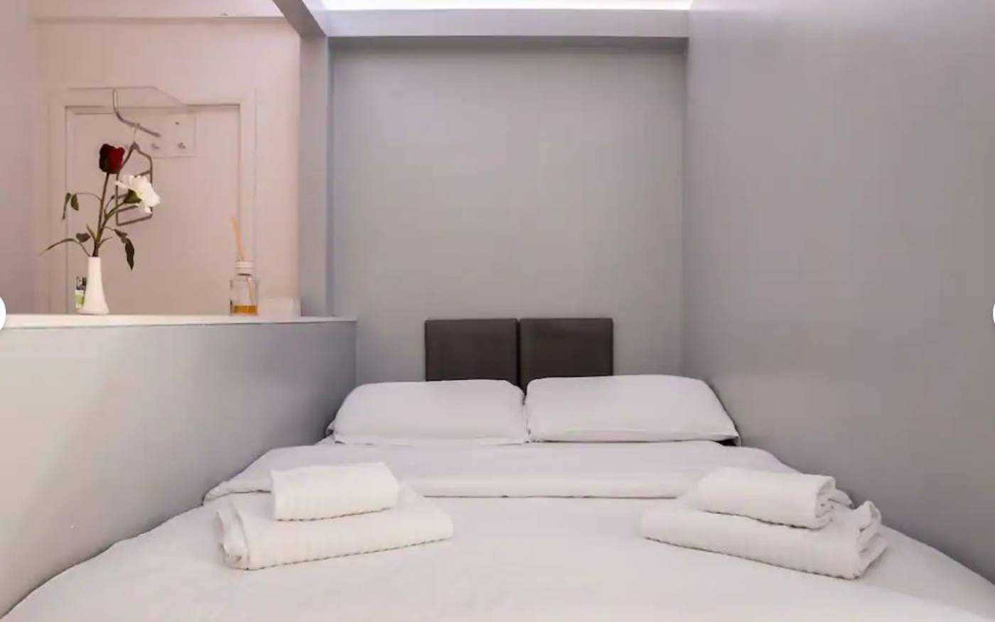 iRooms-Spanish-Steps-Room-13