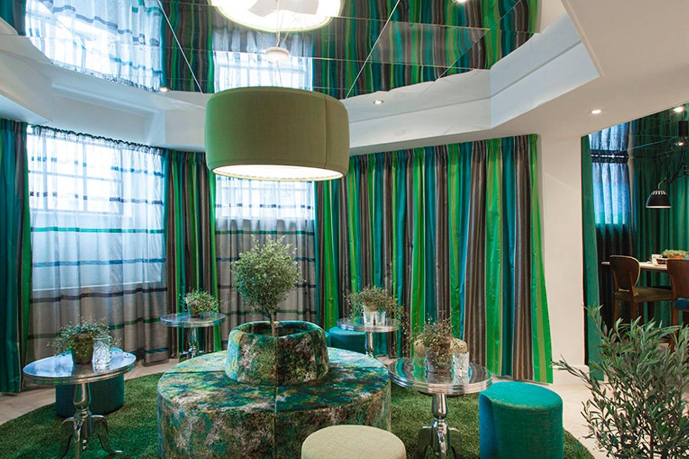 Absalon-Hotel-Lobby-4