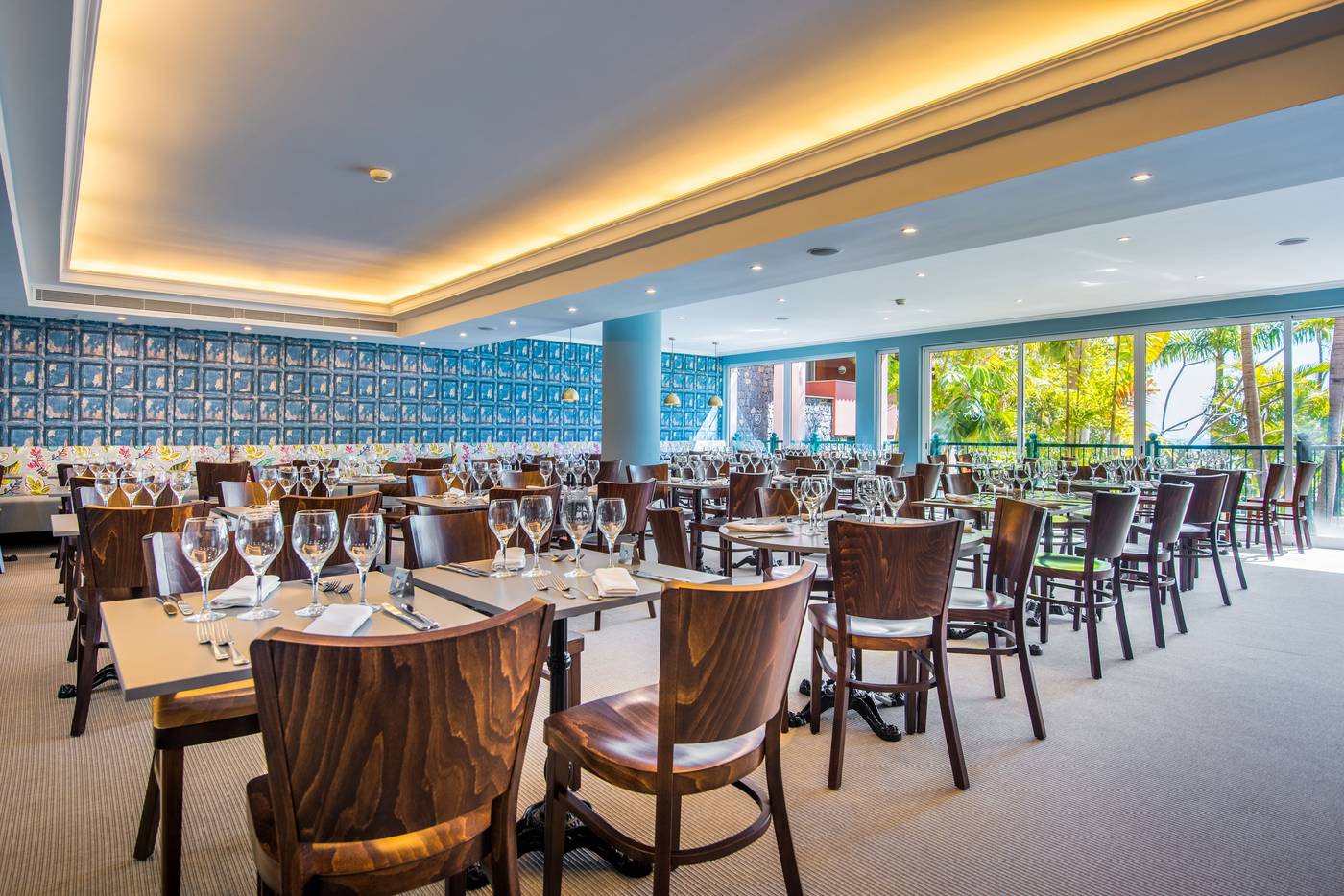 Pestana-Royal-Premium-Ocean---Spa-Resort-Restaurant-33