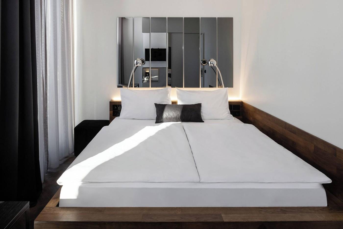 Amano-Grand-Central-Room-8