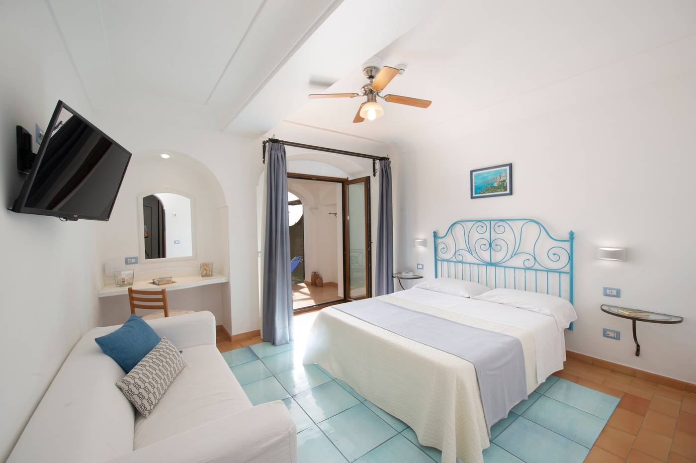 Maresca-Hotel-Praiano-Room-3