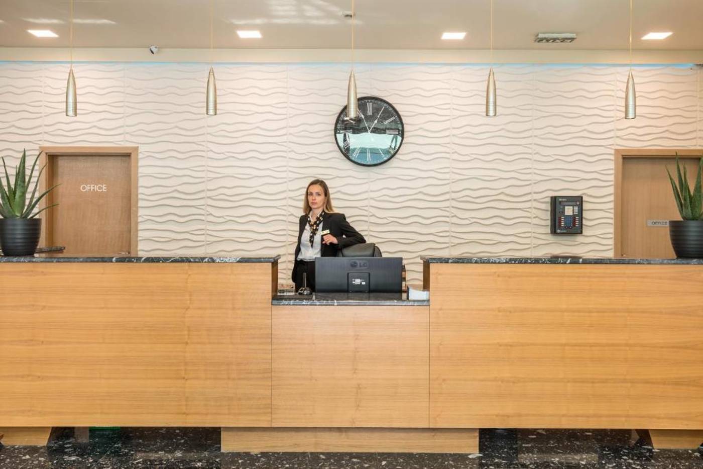 Hotel Mondo-Croatia-SPLIT-Lobby-7
