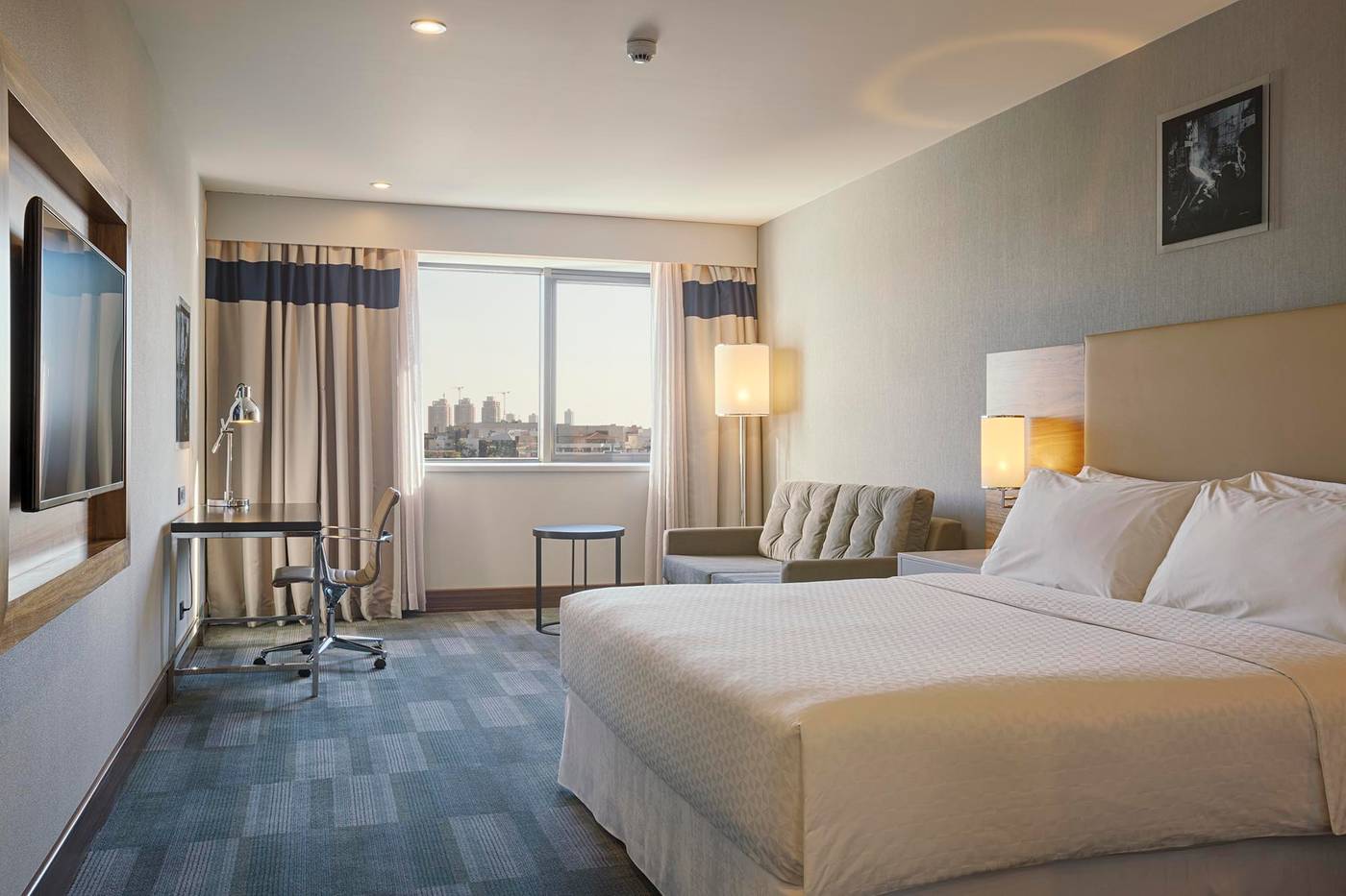 Bof-Hotels-Business-Room-7