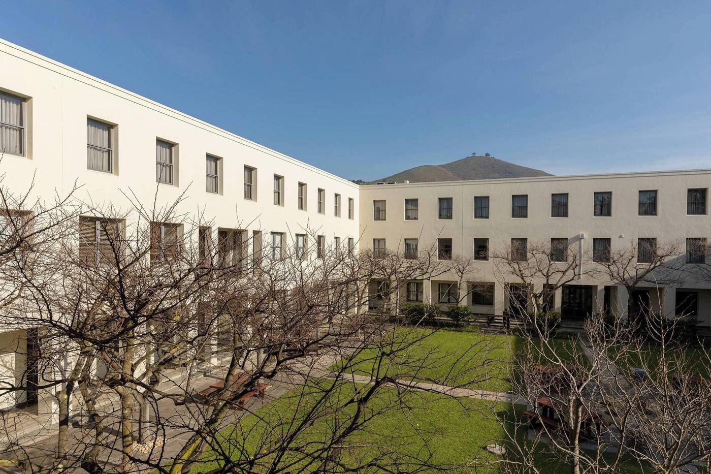 Protea-Hotel-Cape-Town-Waterfront-Breakwater-Lodge-Room-61