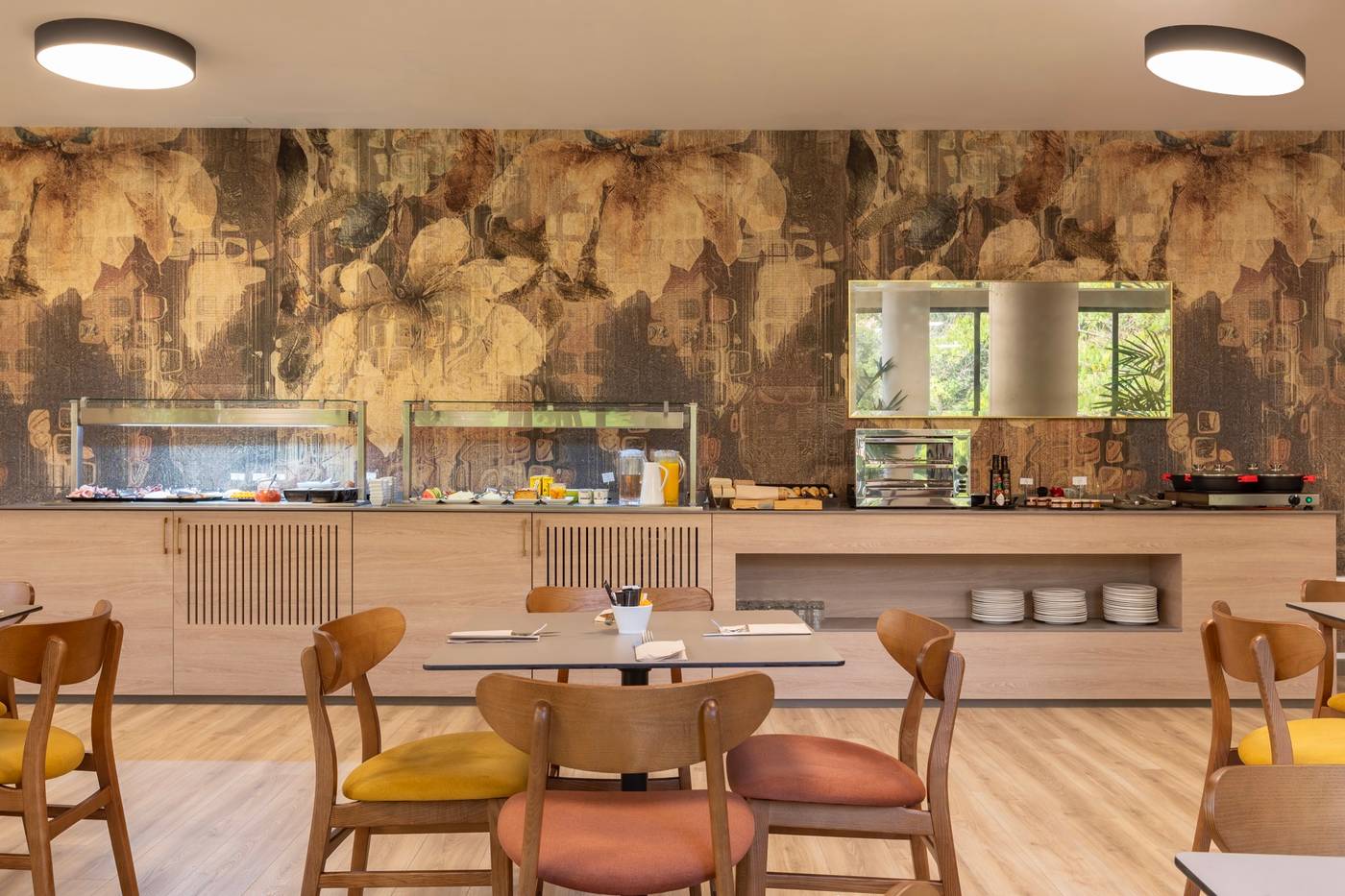 Acta-Piramides-Restaurant-47