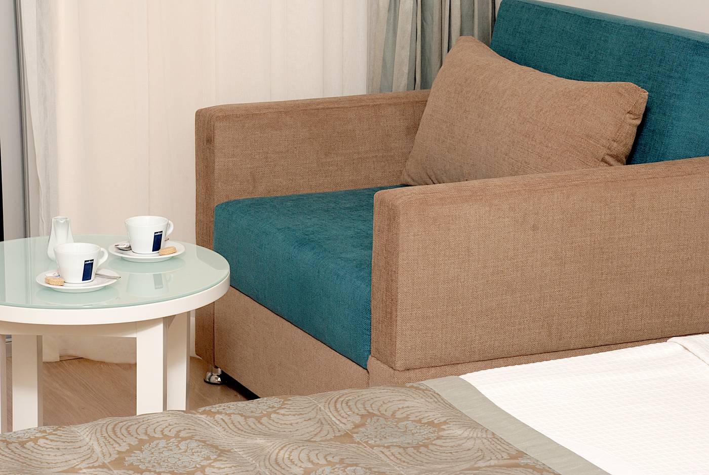 Grand-Okan-Hotel-Room-35