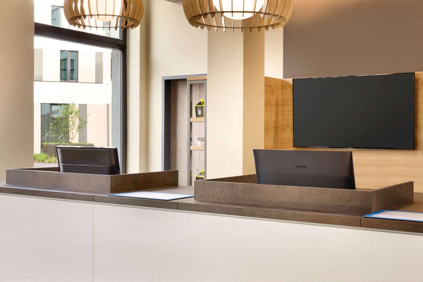 Super 8 by Wyndham Hamburg Mitte - Germany - Hamburg - Lobby - 7