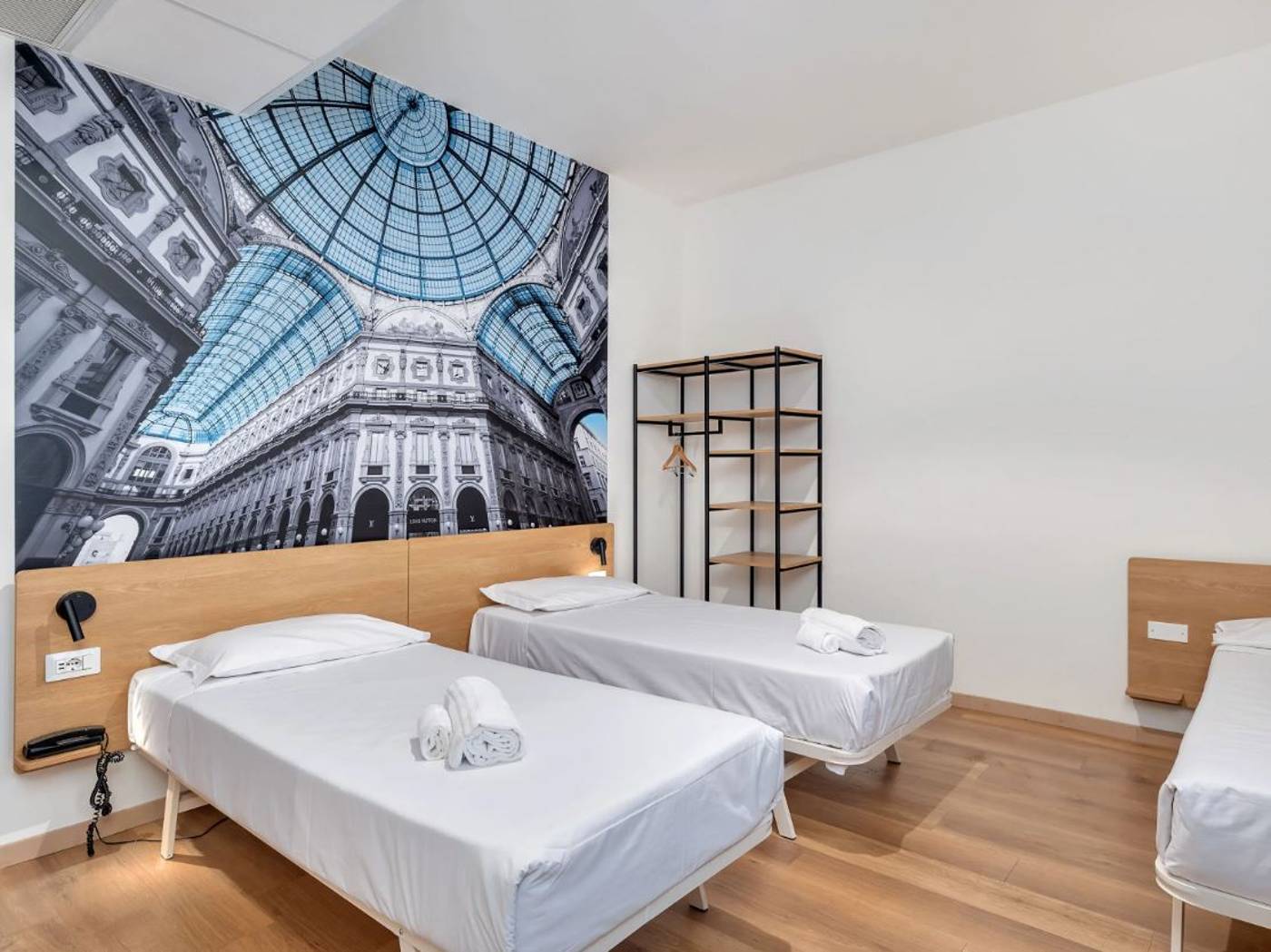 B-B-Hotel-Milano-Ornato-Room-2
