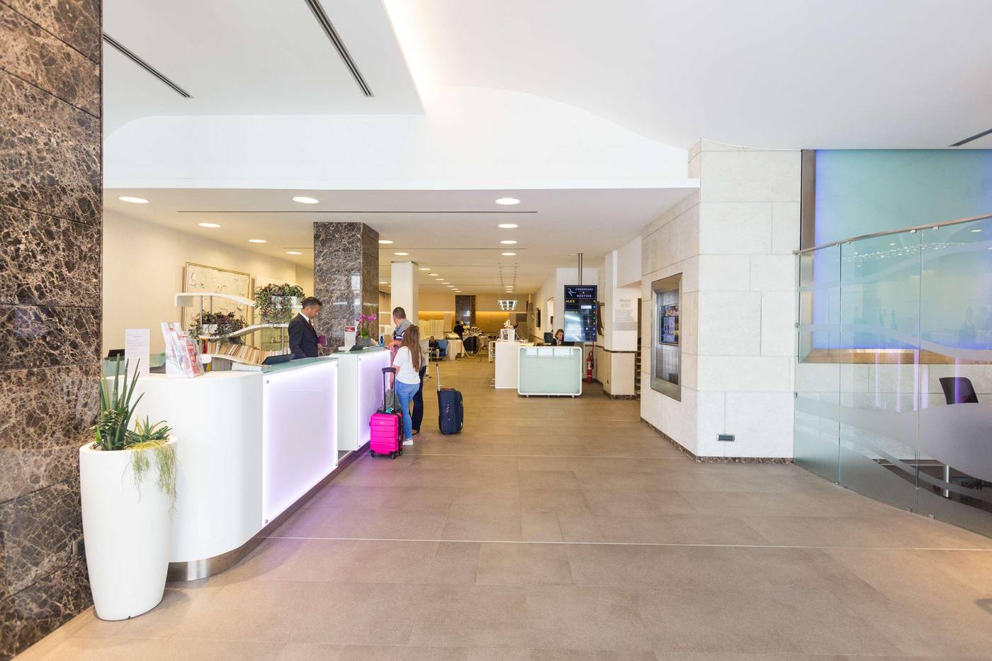 Best-Western-Premier-Hotel-Royal-Santina-Lobby-15