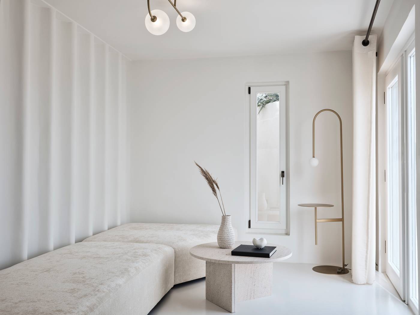 Andronis-Boutique-Room-21