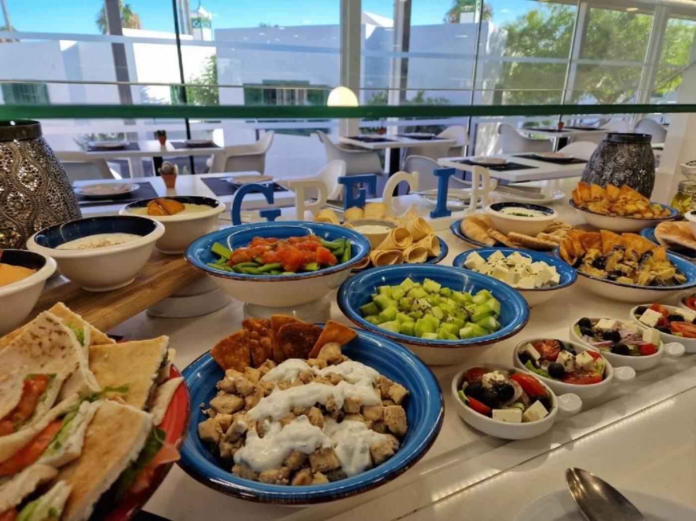 Hyde-Park-Lane-Bungalows-Restaurant-47