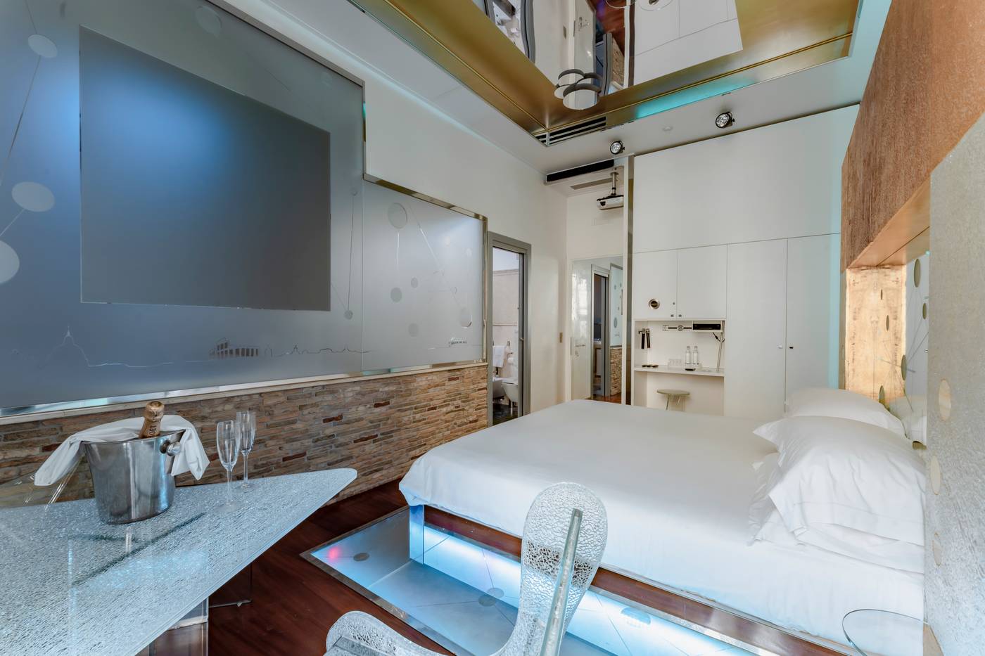 Hotel-Trecento-Room-17