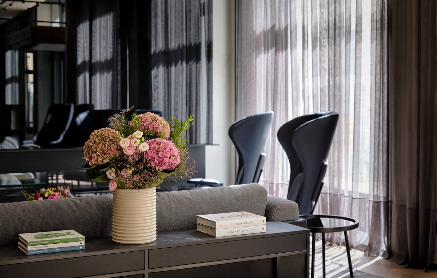 Art'otel Zagreb, Powered by Radisson Hotels-Croatia-Zagreb-Lobby-3