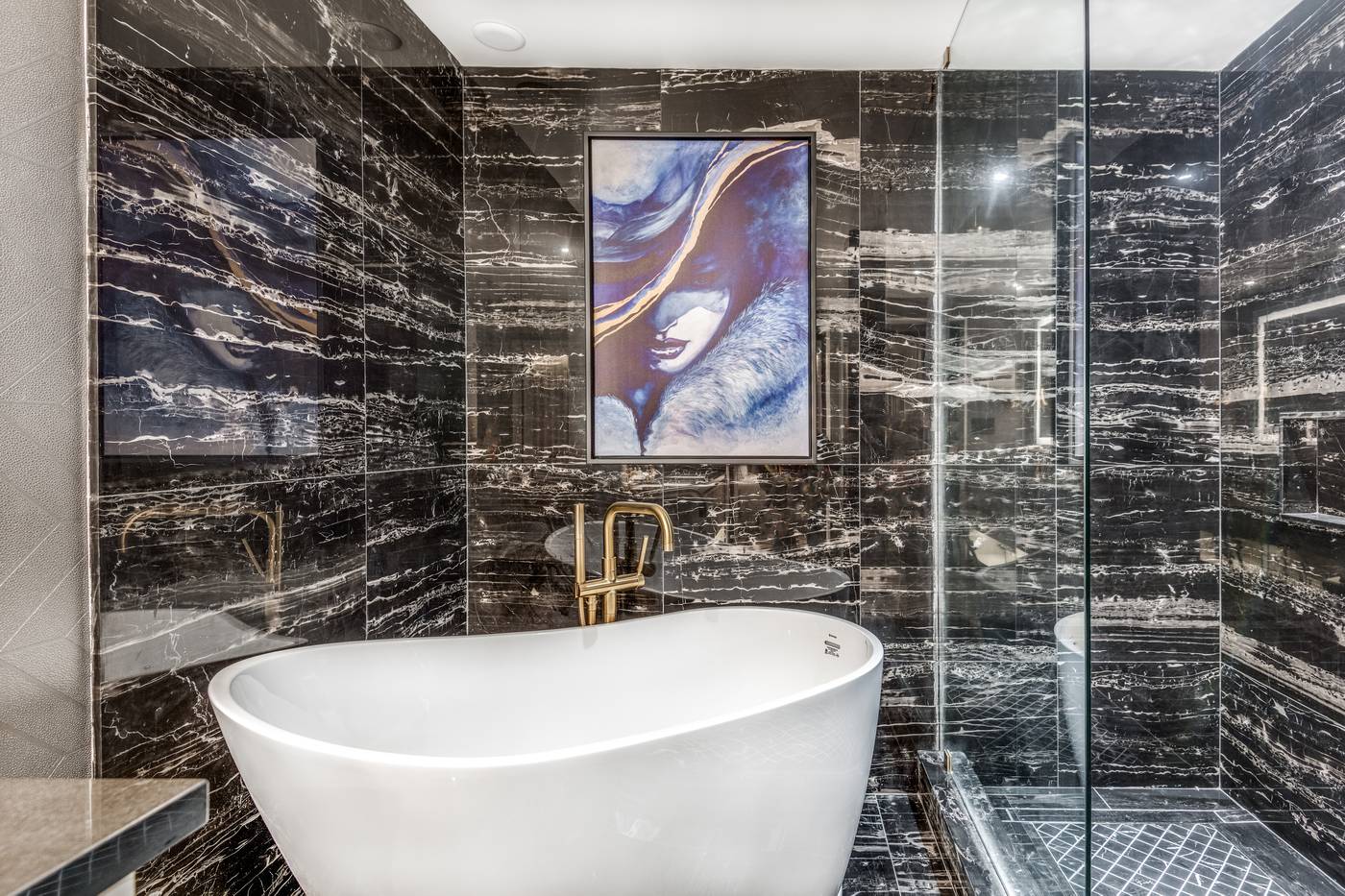 Azur-Legacy-Collection-Hotel-Room-36