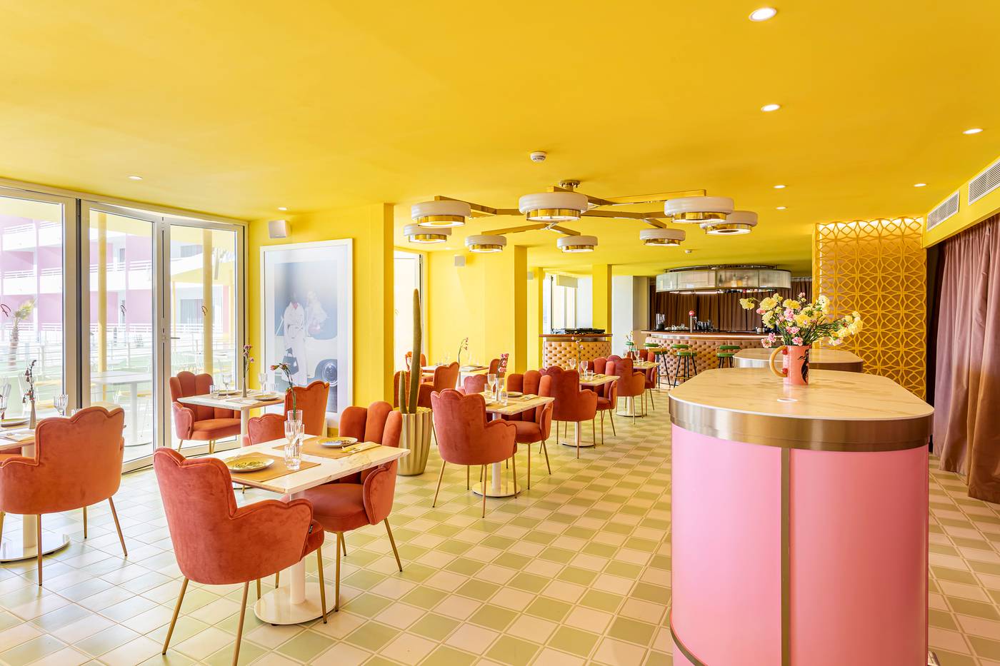 Estudios-Tropicana-Restaurant-51