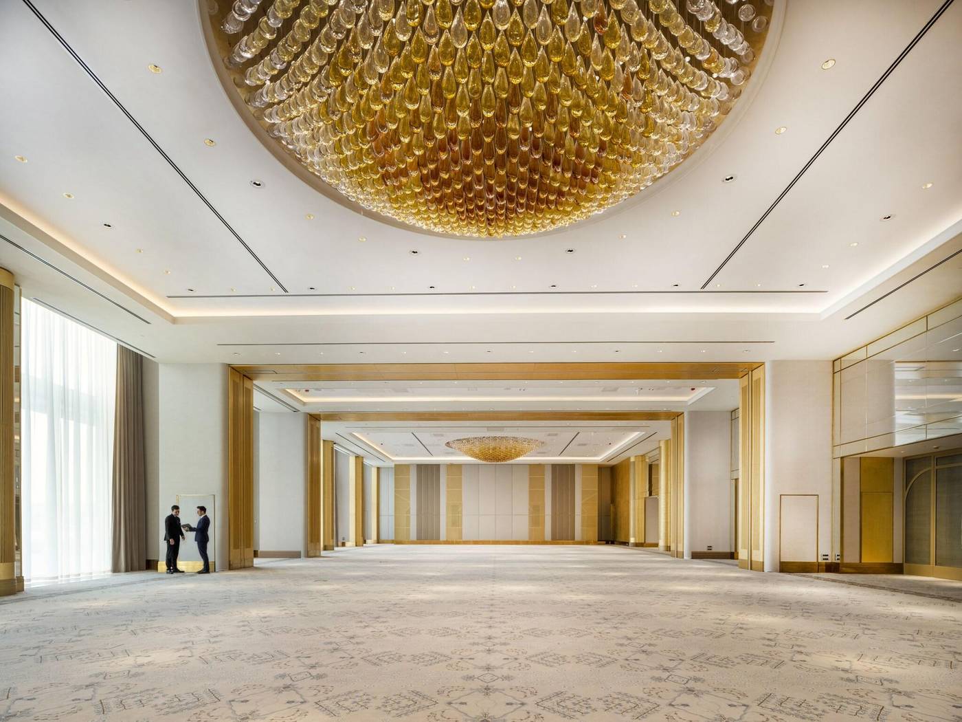 The-Peninsula-Istanbul-Bar-21