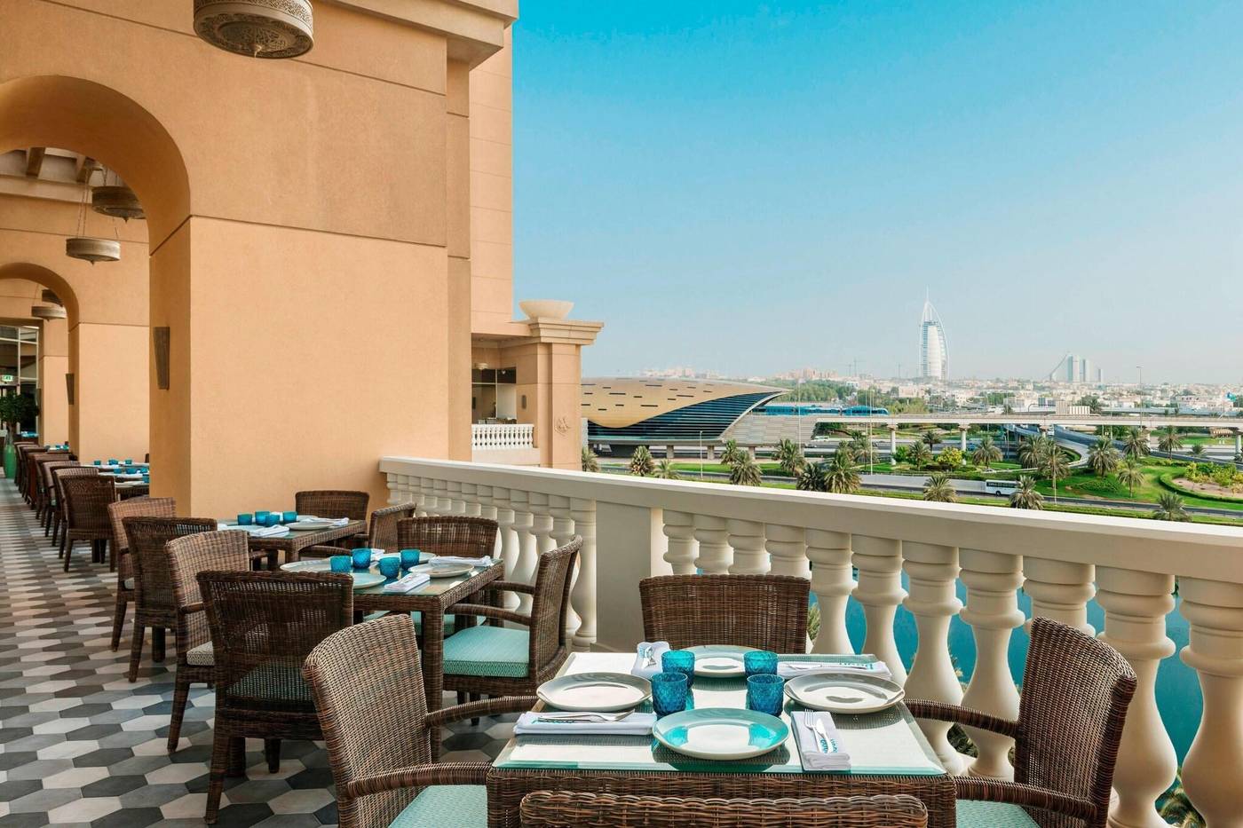 Sheraton-Dubai-Mall-of-the-Emirates-Hotel-Restaurant-13