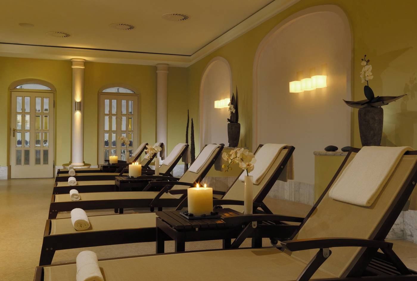 The-Westin-Grand-Berlin-Pool-25