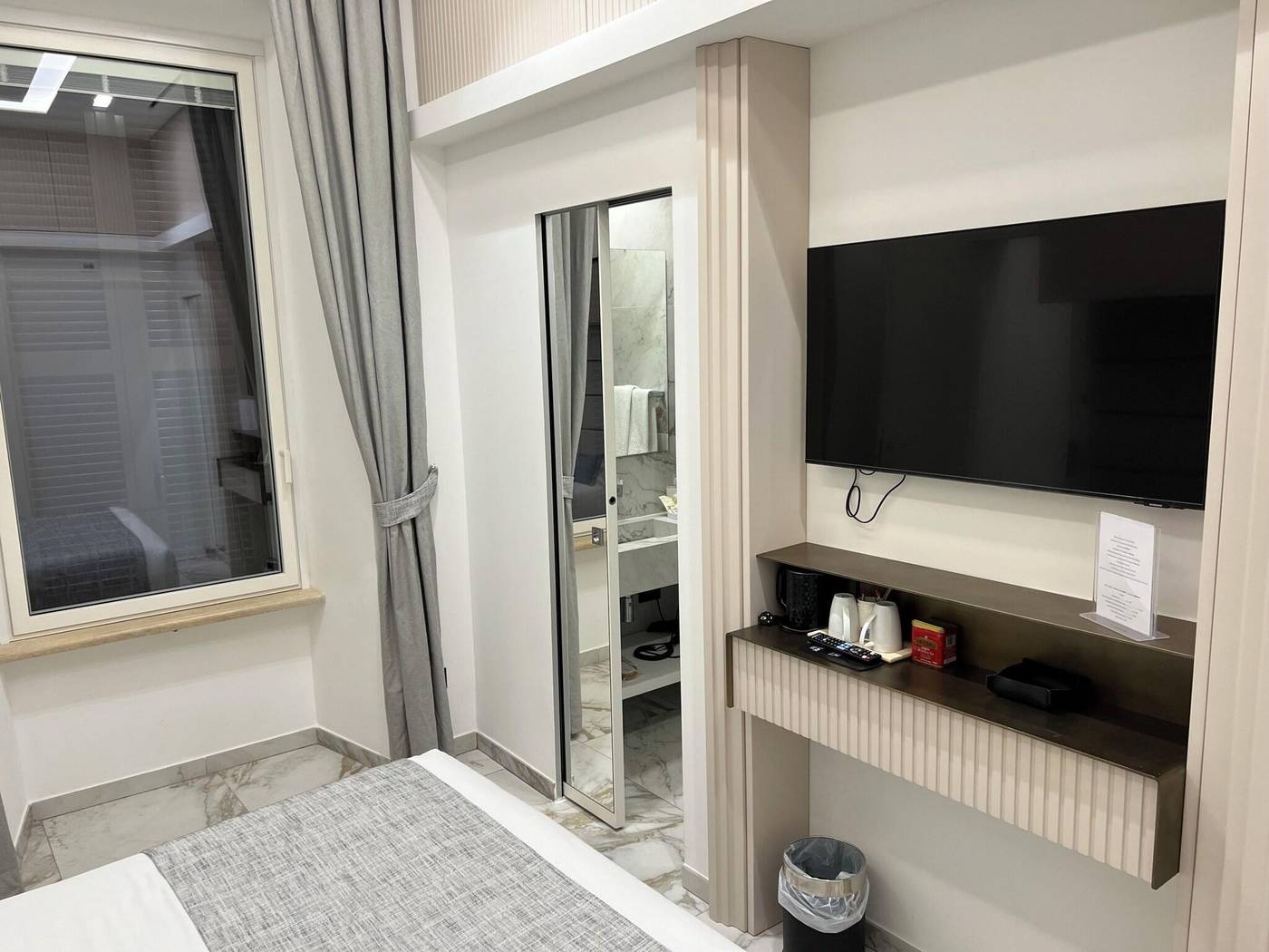 Maison-Tritone-Room-8