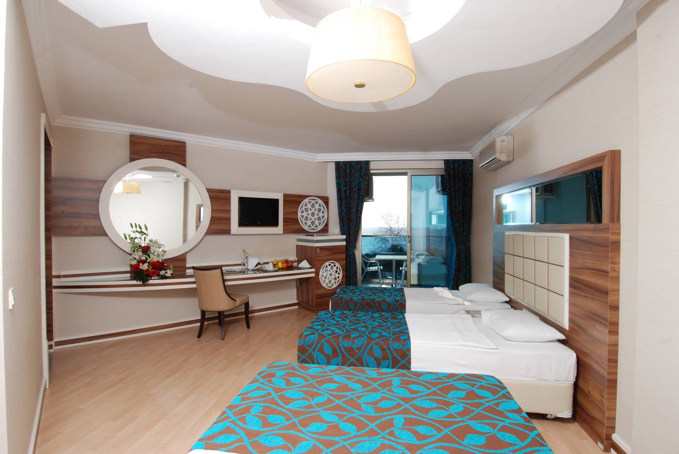 Grand-Zaman-Beach-Hotel-Room-11