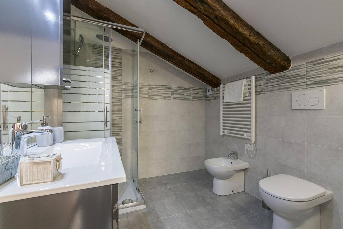 Red-Lion-Guest-House-Room-28