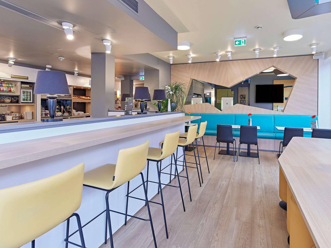 B-B-Hotel-Koln-Messe-Restaurant-13