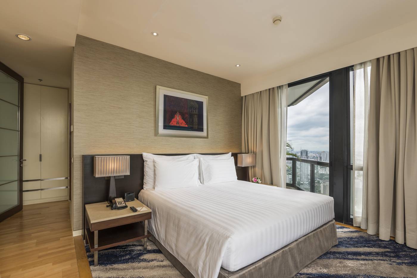 Emporium-Suites-by-Chatrium-Room-27