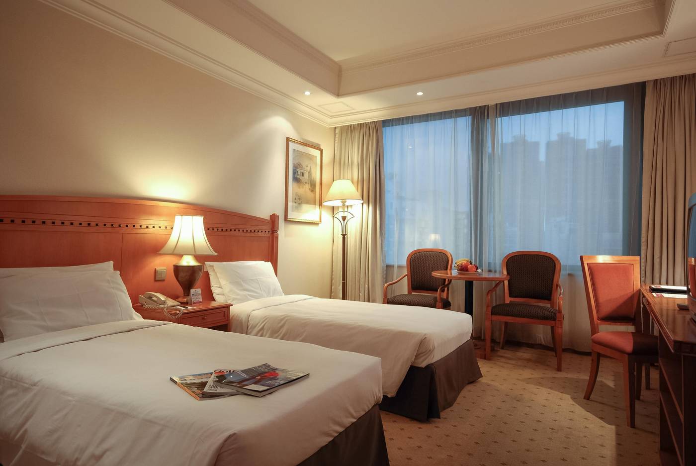 Best-Western-Plus-Hotel-Hong-Kong-Room-11