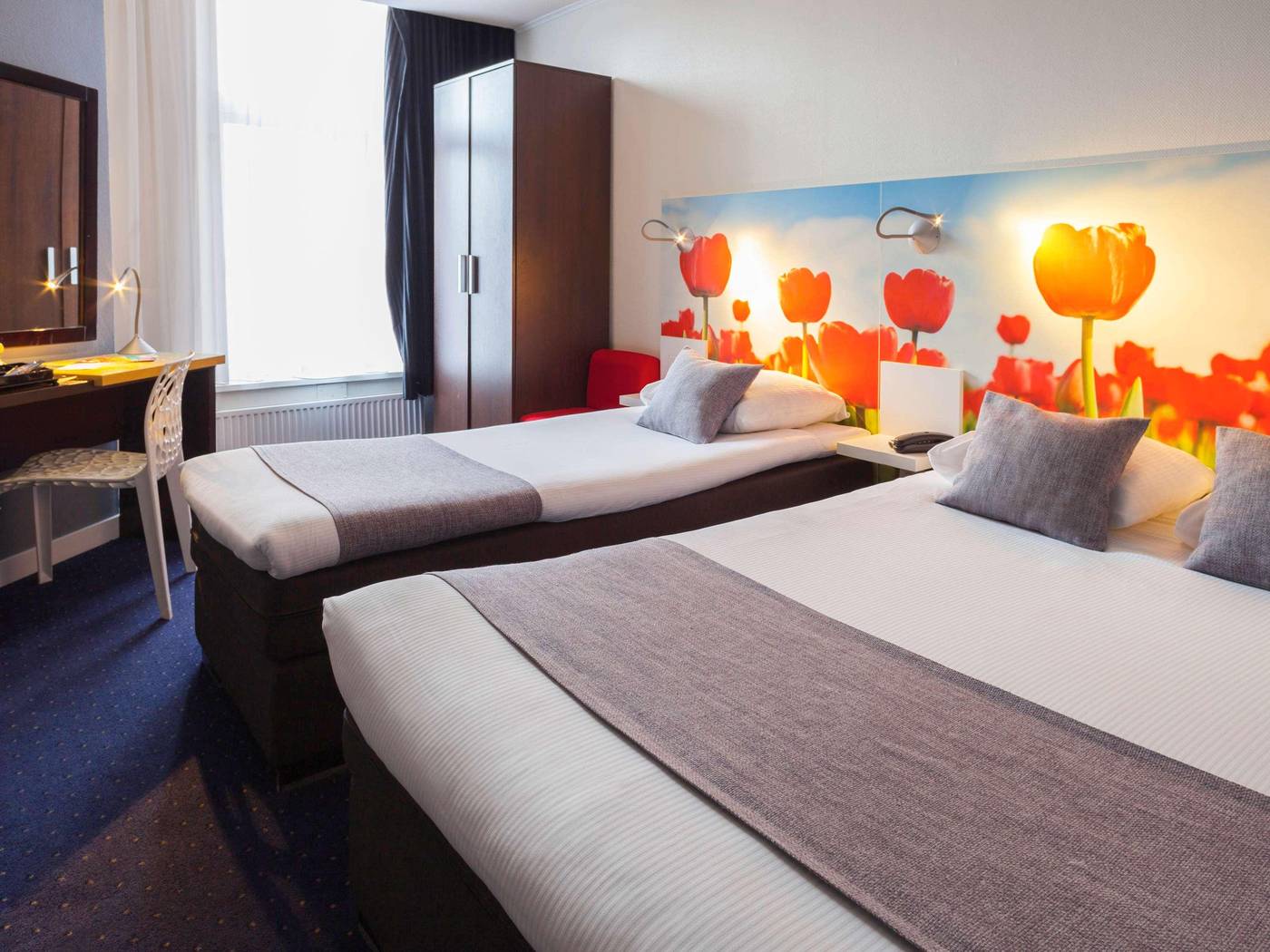ibis-Styles-Amsterdam-City-Room-19