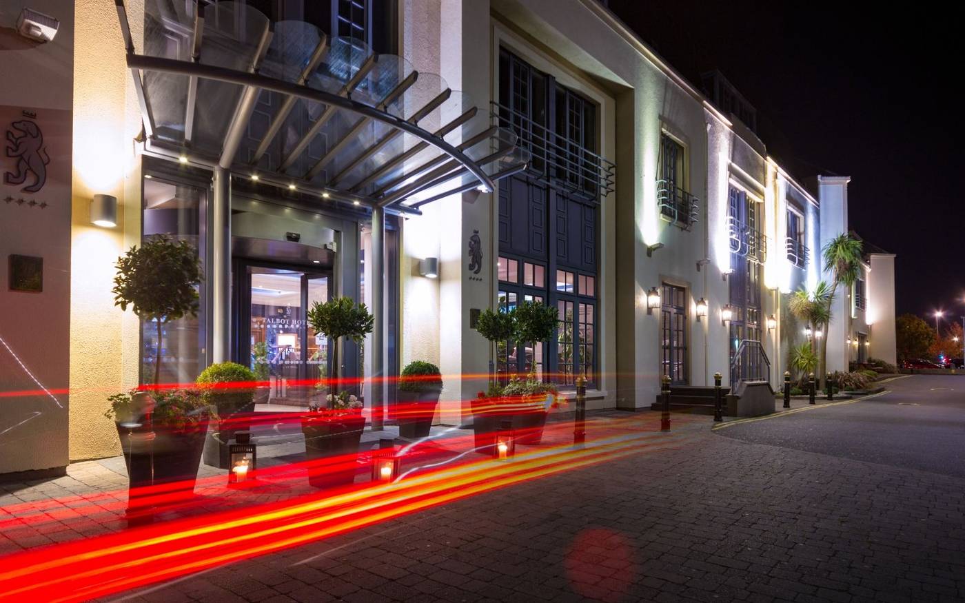 Talbot Hotel Stillorgan-Ireland-Dublin-Lobby-9