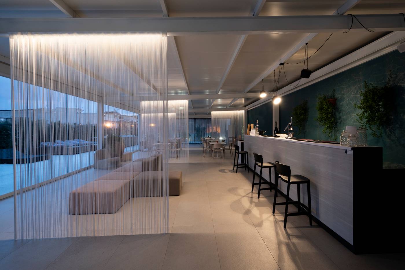 Alkamuri-Posh-Hotel---Spa-Bar-68