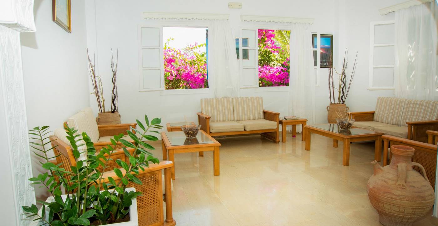 Avra-Santorini-Lobby-24