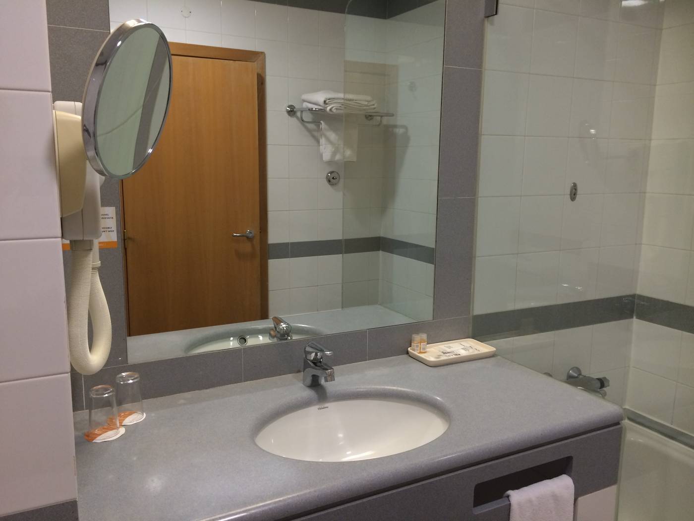 Riviera-Hotel-Carcavelos-Room-39