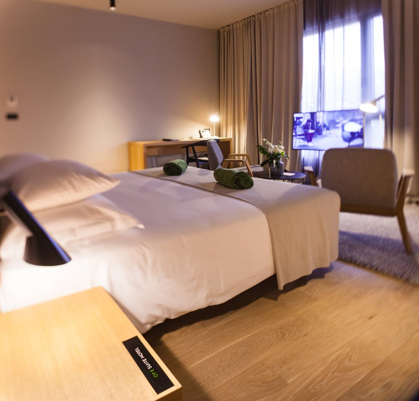 One-Suite-Hotel-Room-20