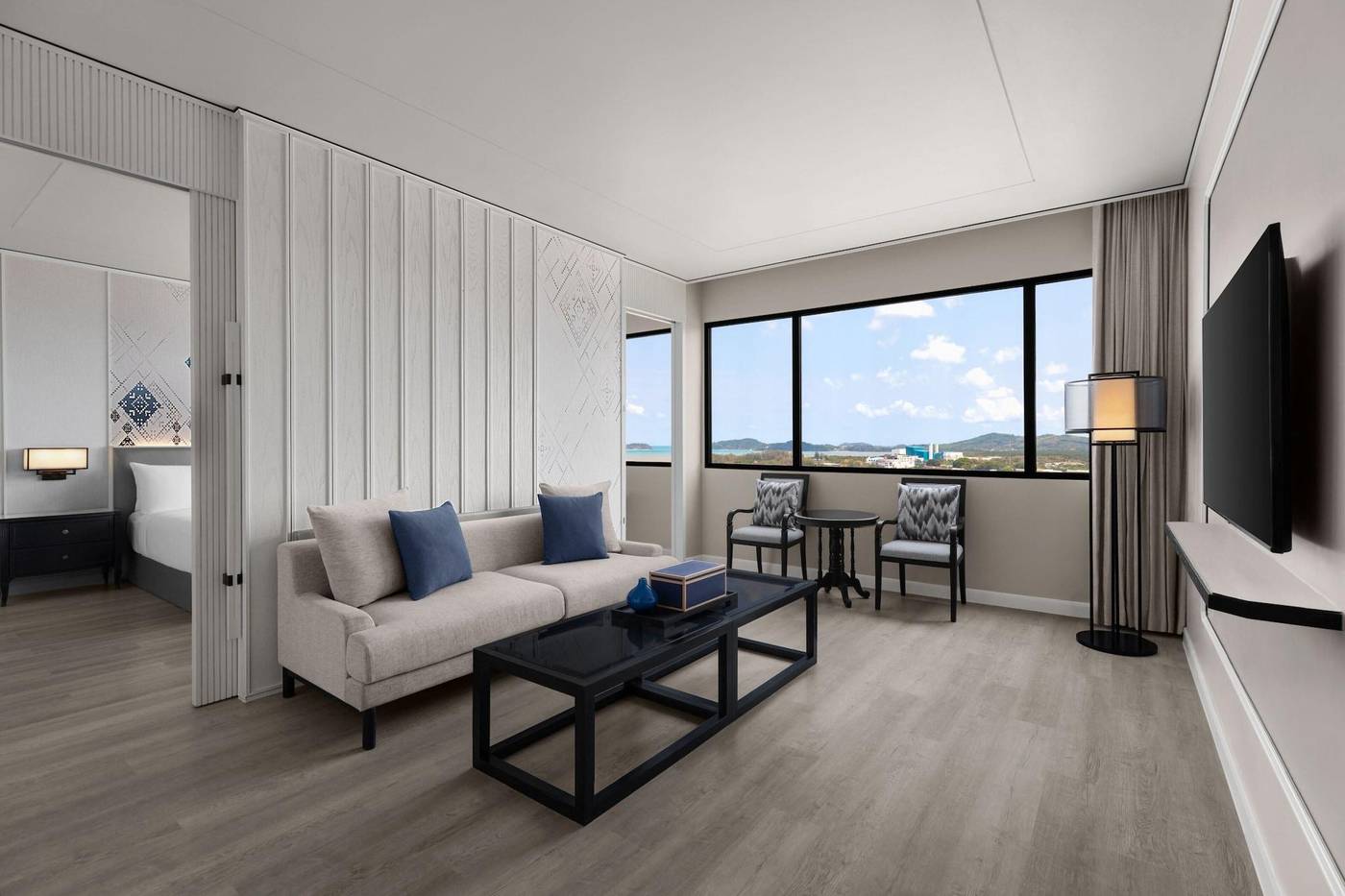 Metropole-Hotel-Phuket-Room-24