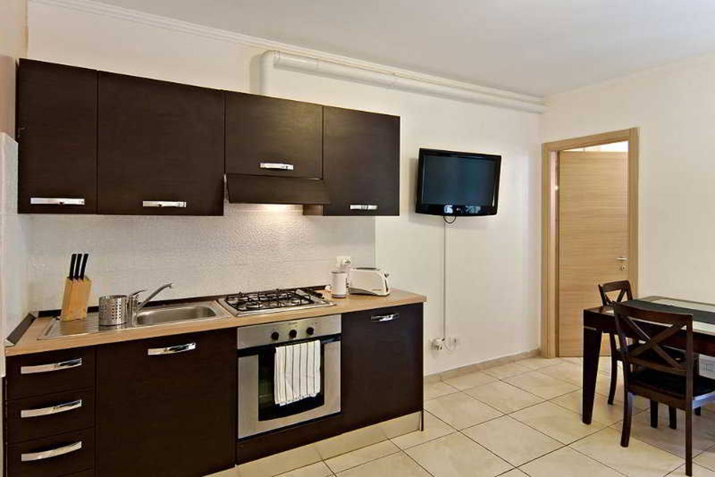 Aurelia-Vatican-Apartments-Room-39