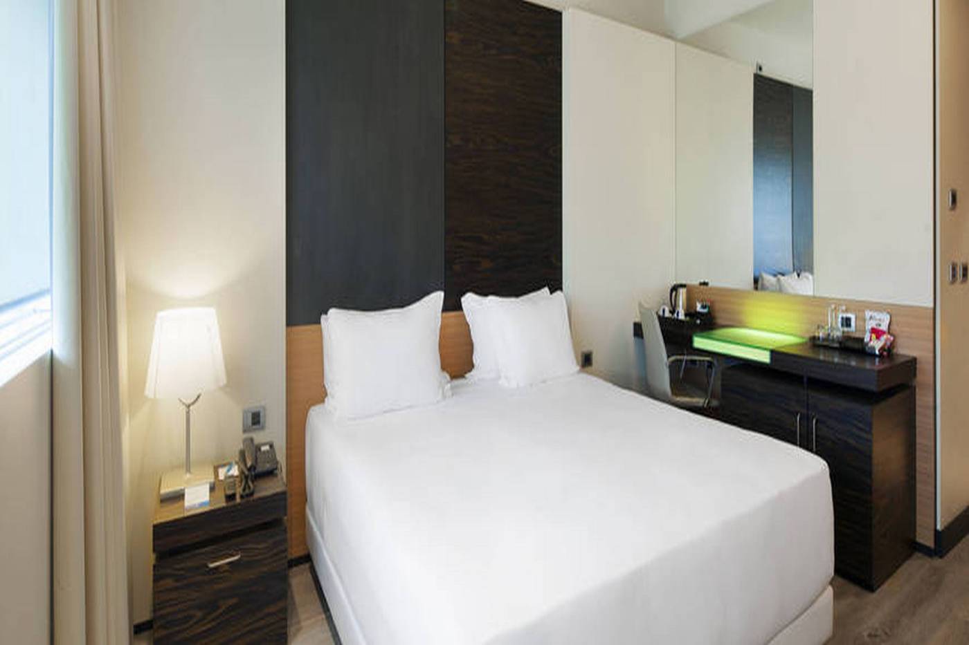 NH-Venezia-Laguna-Palace-Room-43