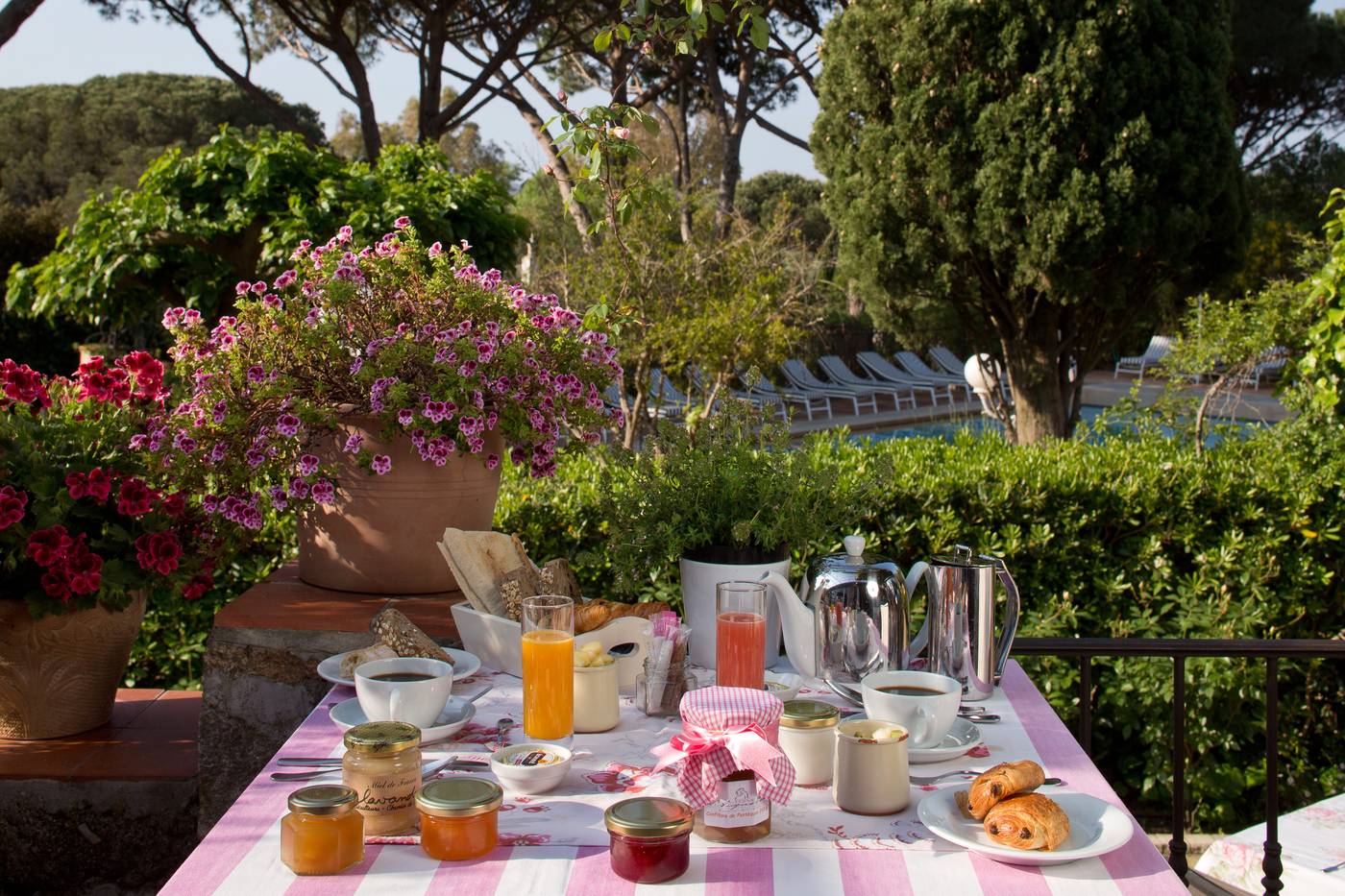 La-Ferme-D-Augustin-Restaurant-18