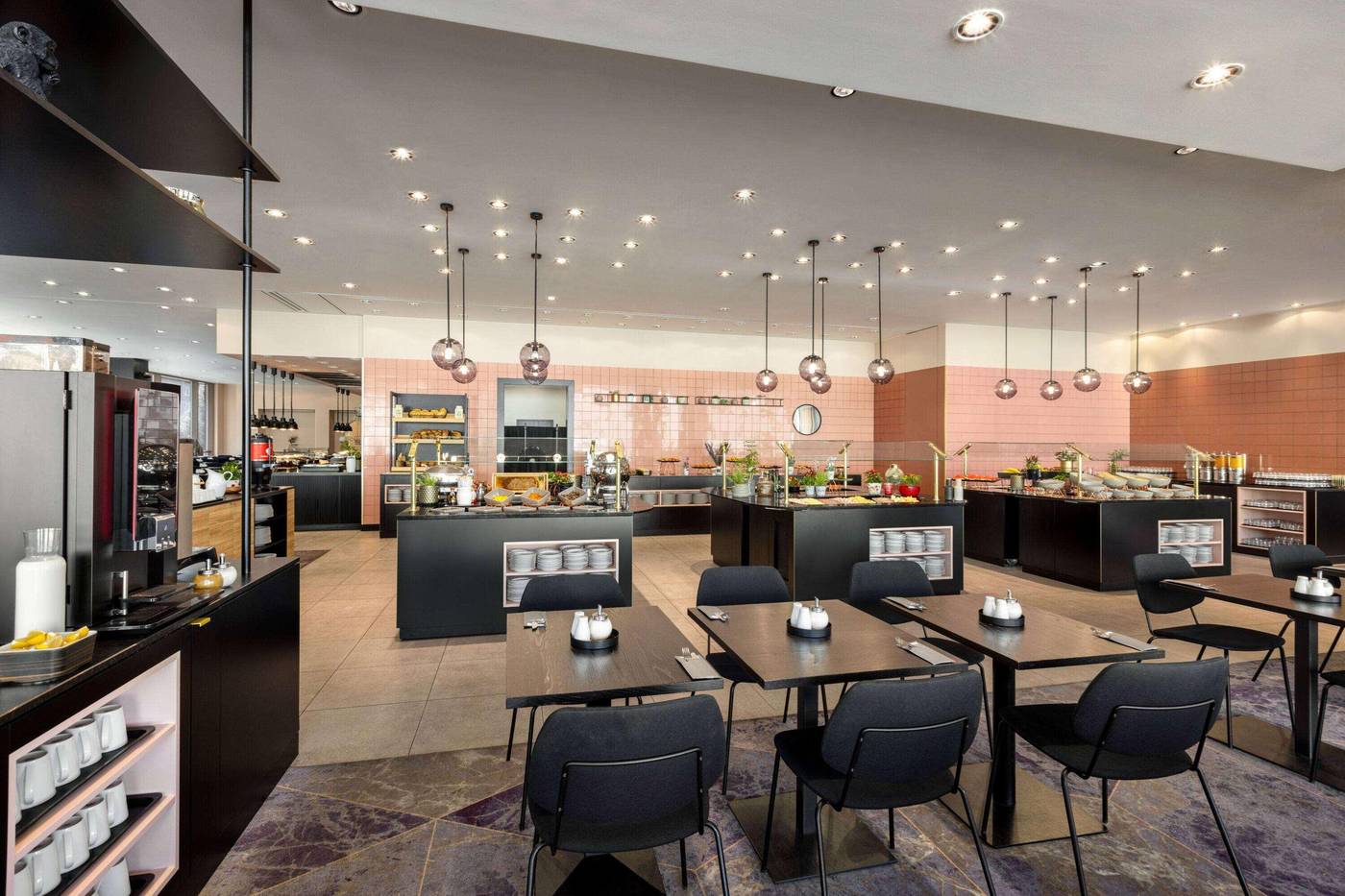 Vienna-House-by-Wyndham-Diplomat-Prague-Restaurant-18