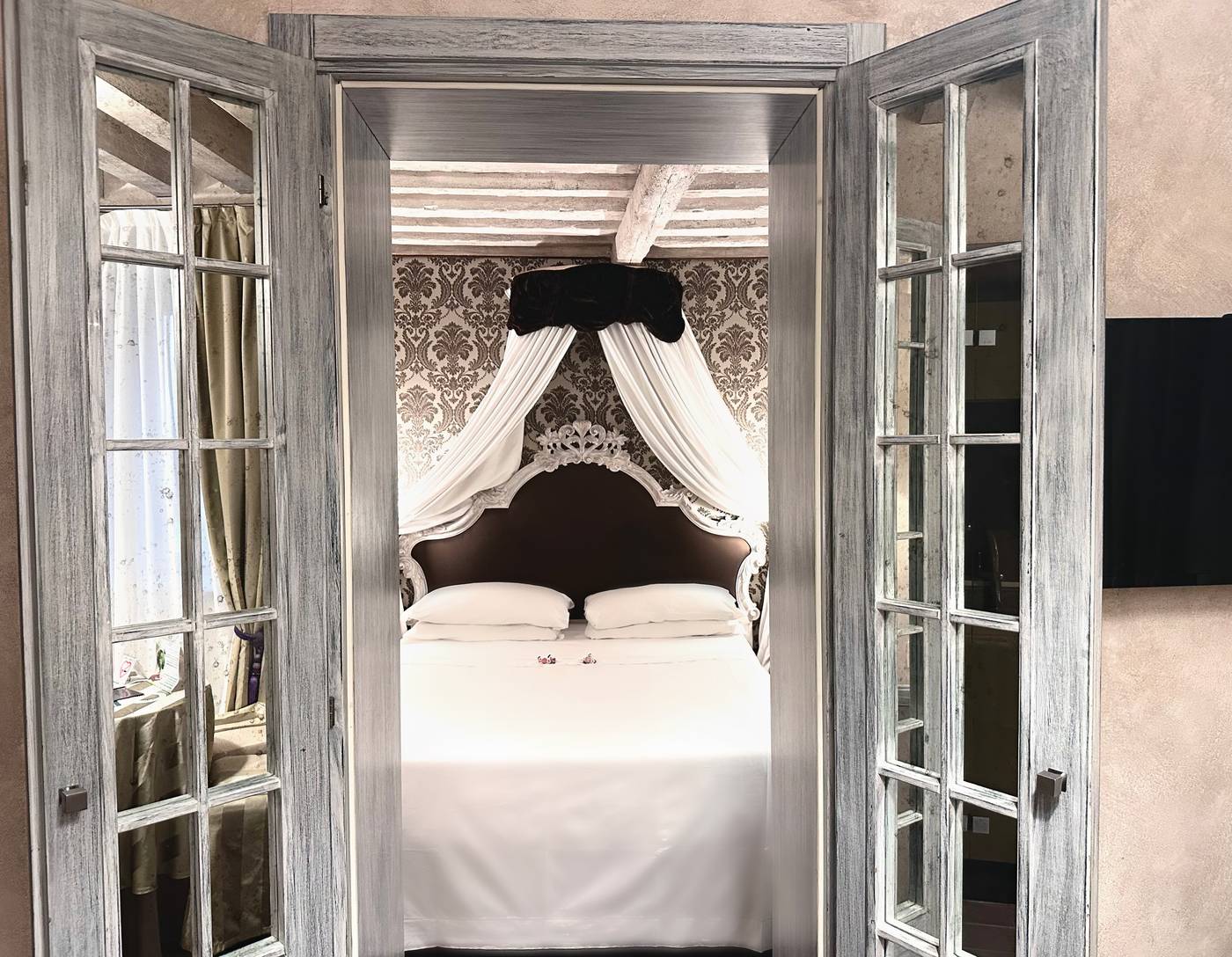 Hotel-Antiche-Figure-Room-51