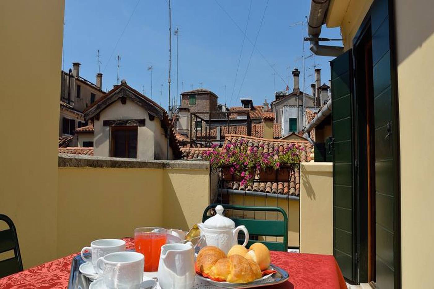 Residenza-Goldoni-Room-1