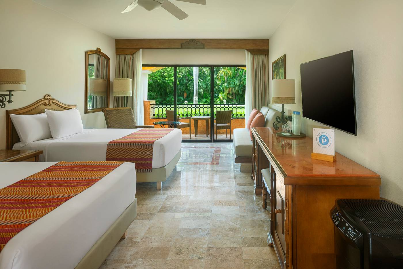 Iberostar-Waves-Paraiso-Beach-Room-25