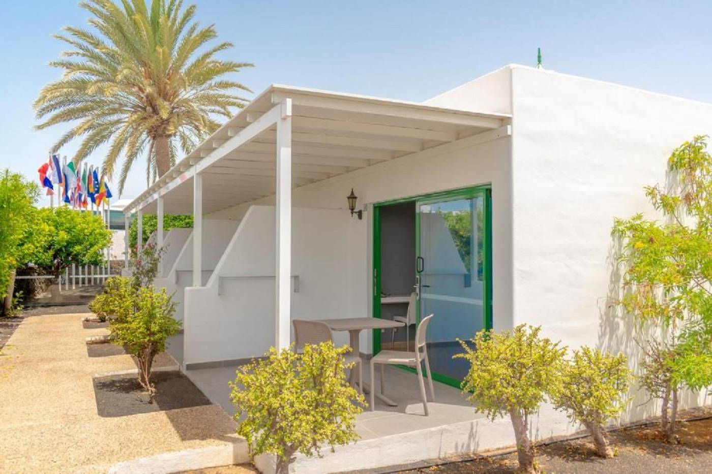 Hyde-Park-Lane-Bungalows-Room-17