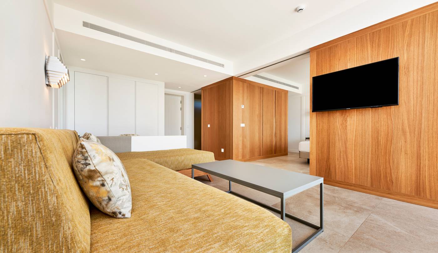 Insotel-Punta-Prima-Prestige-Suites---Spa-Room-39