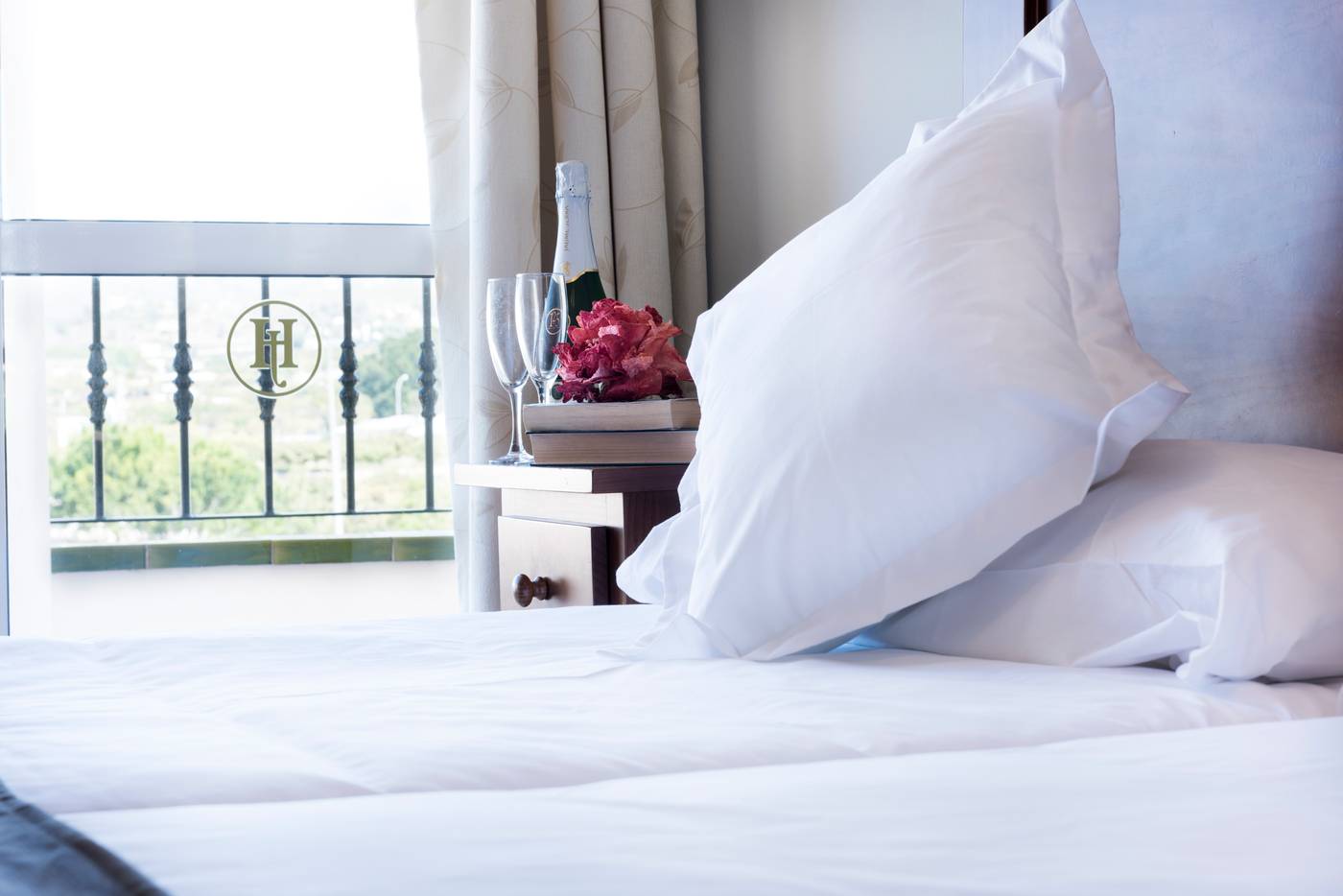 Toboso-Chaparil-Room-17