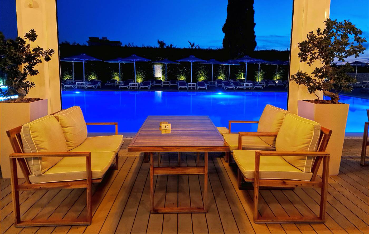 Sveltos-Hotel-Terrace-12