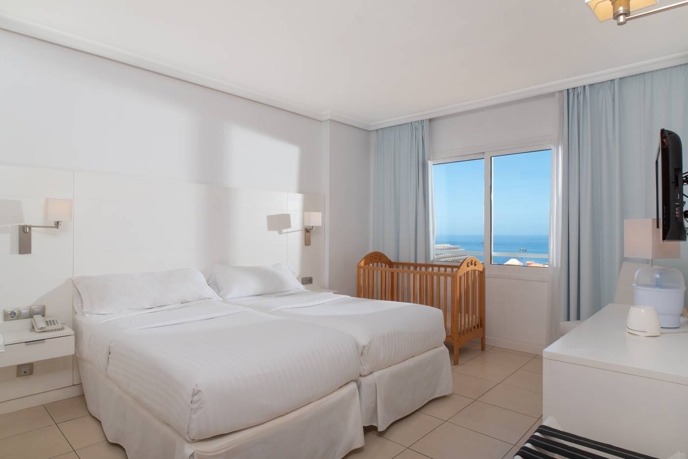 Landmar-Hotel-Costa-de-los-Gigantes-Room-31