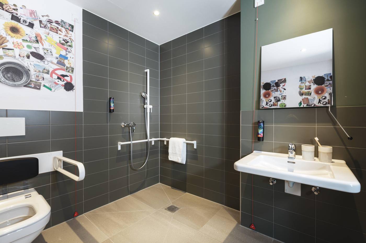 the-niu-Dwarf-Room-27