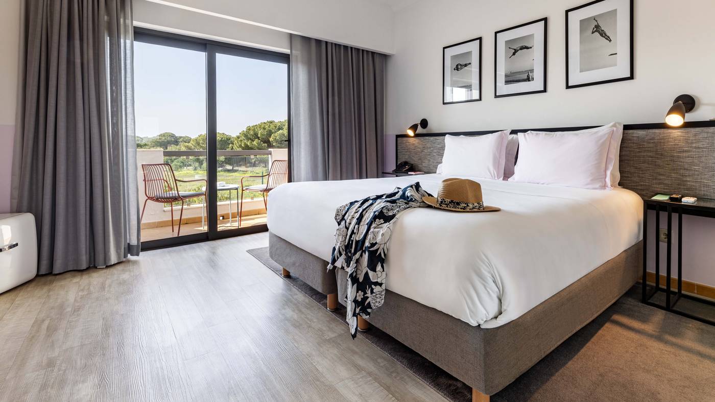 The-Magnolia-Hotel-Room-28