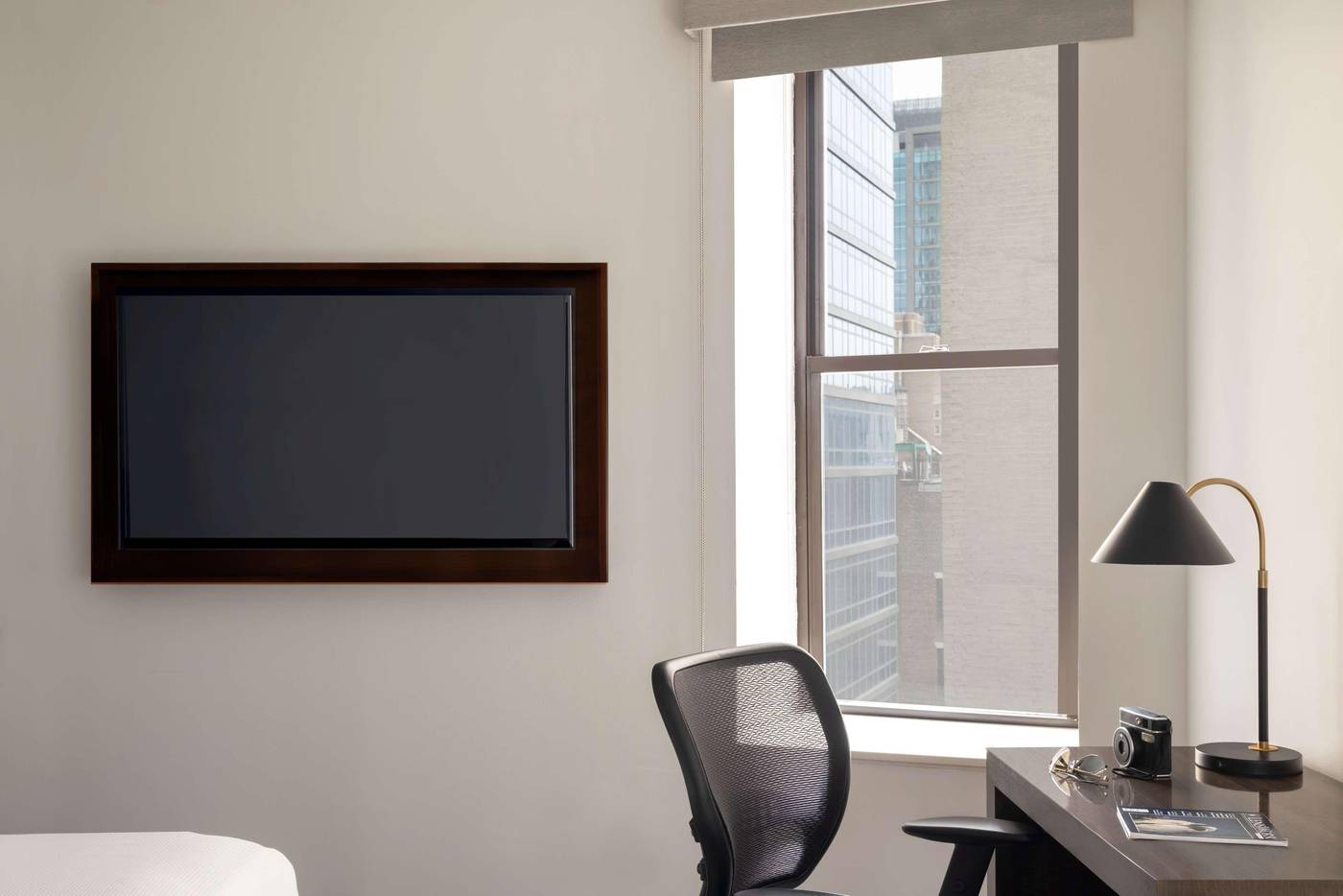 Martinique-New-York-on-Broadway--Curio-By-Hilton-Room-39